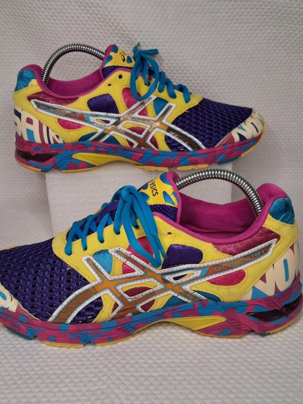 ASICS GEL-Noosa Tri 7 Womens 8.5 T264N Multicolor Neon Running Shoes